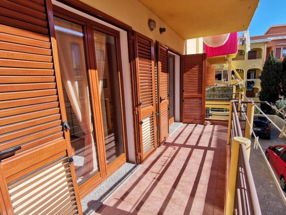 Da.Da. House Apartment La Maddalena  Exterior photo