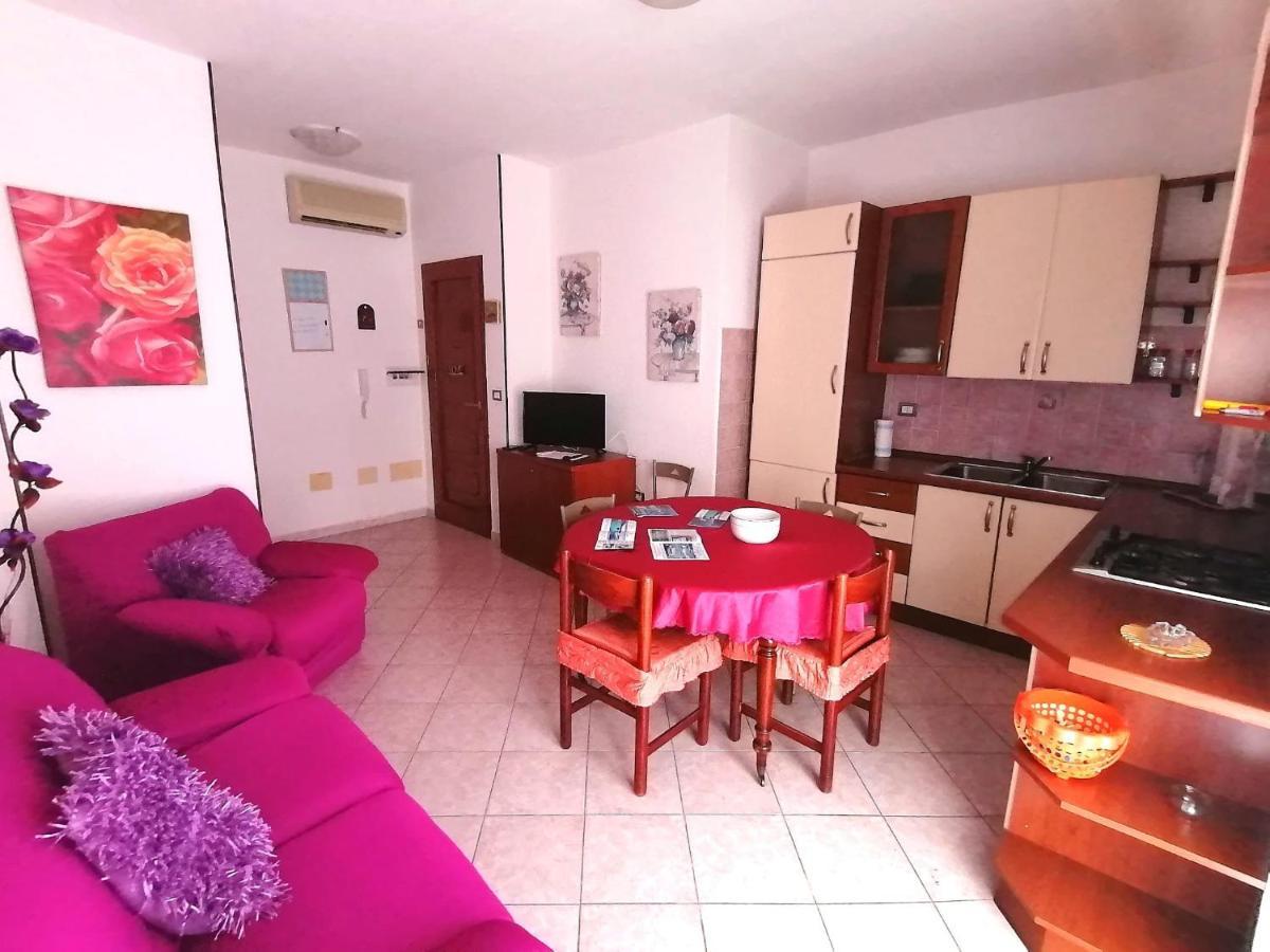 Da.Da. House Apartment La Maddalena  Exterior photo